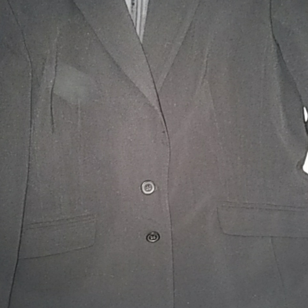 Two button blazer - Picture 3 of 6